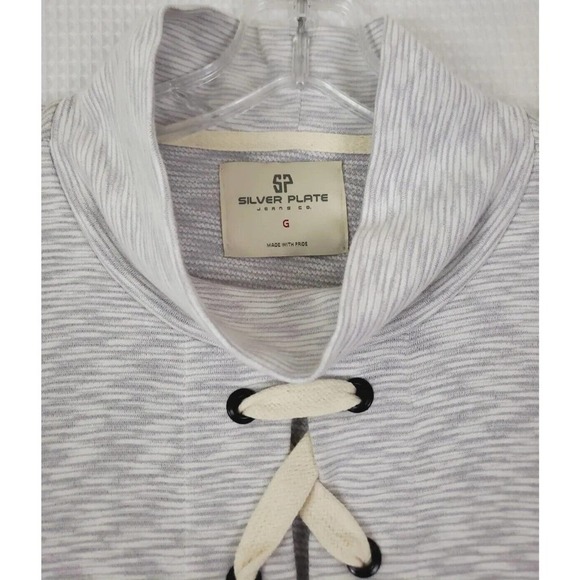 SP SILVER PLATE jeans Co. ~Size L~ White/Gray Striped Top Shirt Turtleneck NEW. - Picture 8 of 12